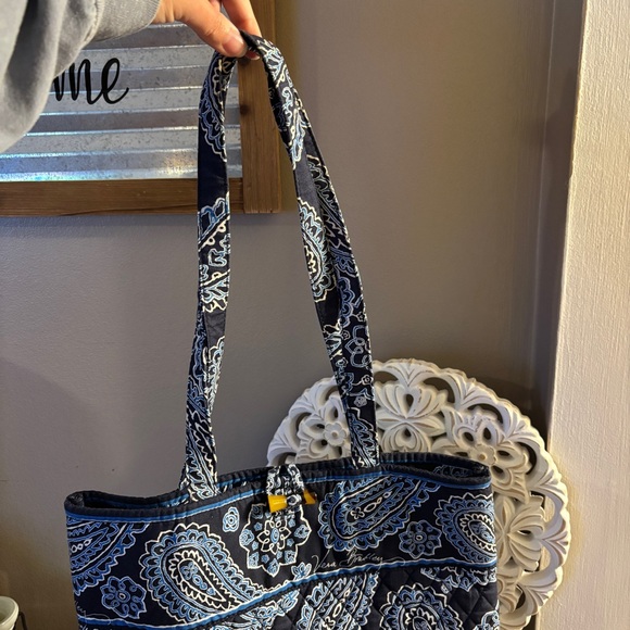 Vera Bradley Blue Bandana Paisley Tote Bag - Picture 2 of 11